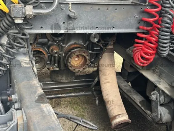 13#9792 Trattore stradale DAF
