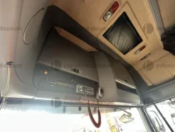 13#9792 Trattore stradale DAF