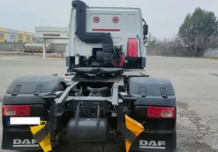 Trattore stradale DAF CF 85 460