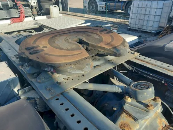 1#8112 Trattore stradale Daf XF 105.460
