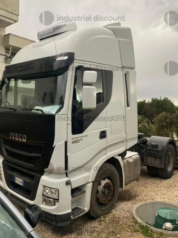 1#10036 Trattore stradale Iveco