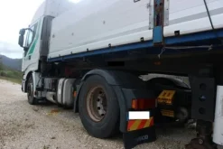 5#7092 Trattore stradale Iveco