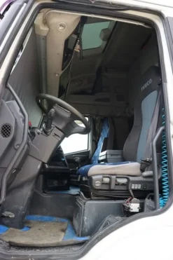 5#7092 Trattore stradale Iveco