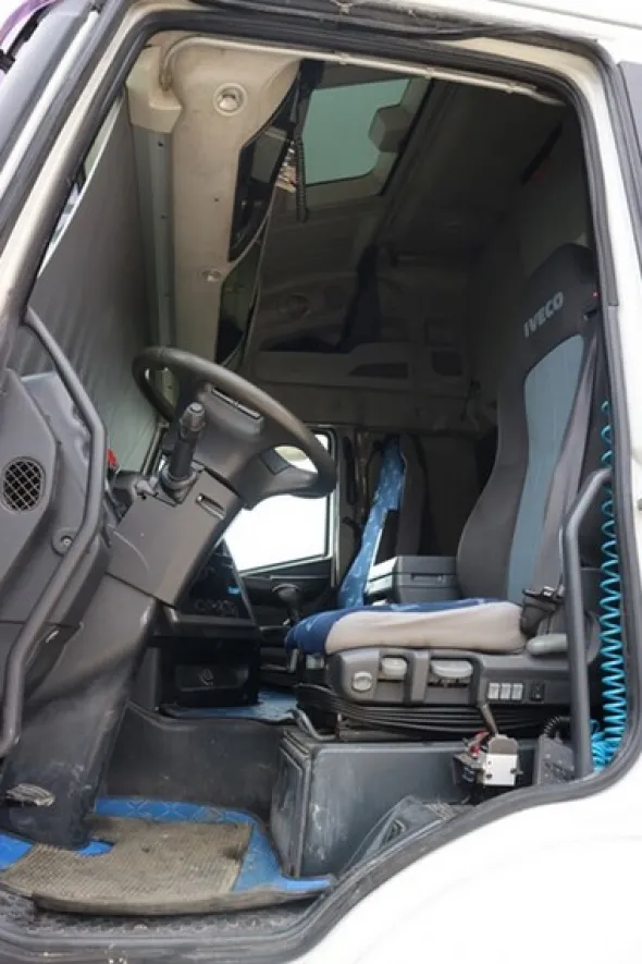 5#7092 Trattore stradale Iveco