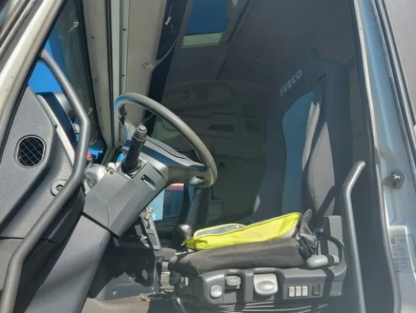 57#5809 Trattore stradale Iveco Magirus AS440ST/E4