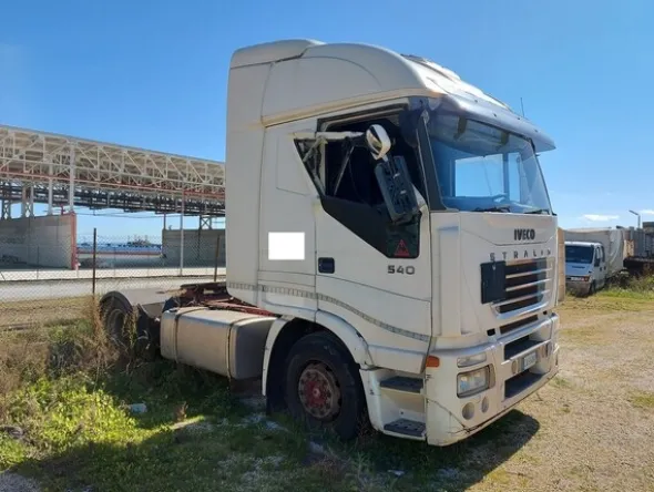 53#5809 Trattore stradale Iveco Magirus A440ST