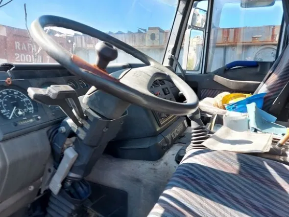54#5809 Trattore stradale Iveco Magirus 440