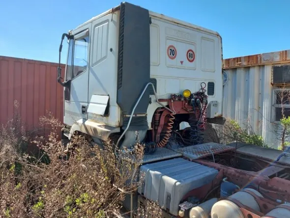 54#5809 Trattore stradale Iveco Magirus 440