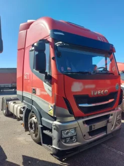 1#8302 Trattore stradale Iveco Magirus