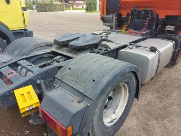 6#7780 Trattore stradale Iveco Stralis