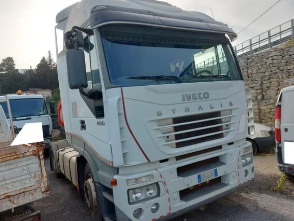 20#8017 Trattore stradale Iveco Stralis 480