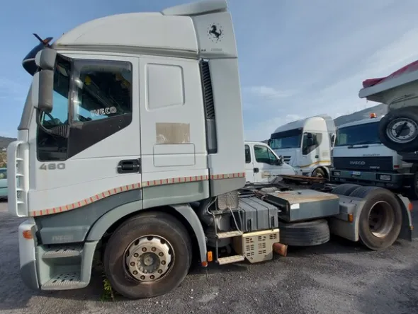 20#8017 Trattore stradale Iveco Stralis 480
