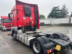 9#8302 Trattore stradale mercedes New Actros 1845