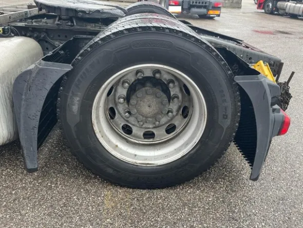 9#8302 Trattore stradale mercedes New Actros 1845