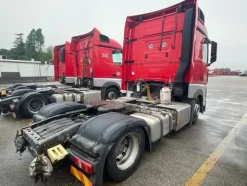 4#8302 Trattore stradale Mercedes New Actros 1845