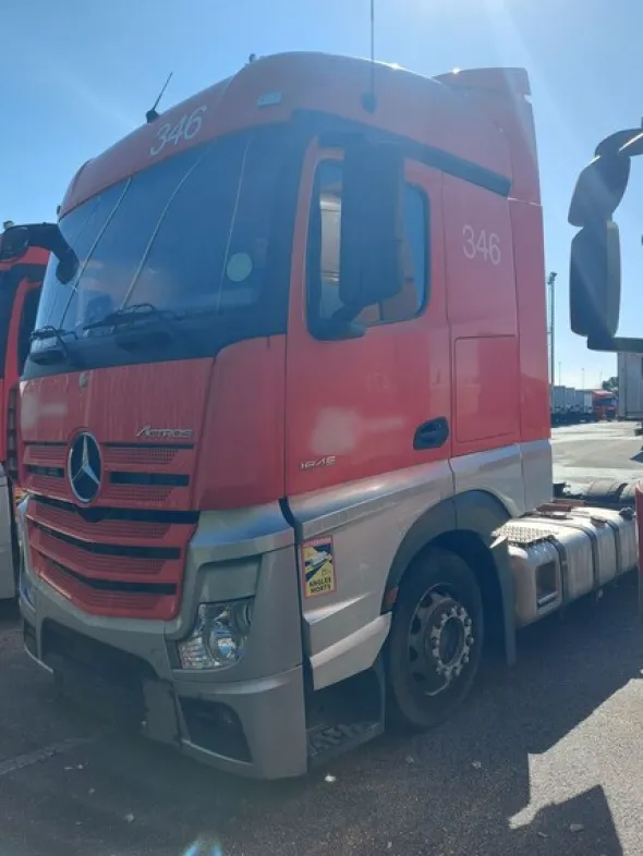 2#8302 Trattore stradale Mercedes New Actros 1845