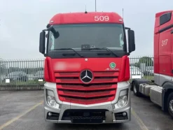 10#8302 Trattore stradale Mercedes New Actros 1845