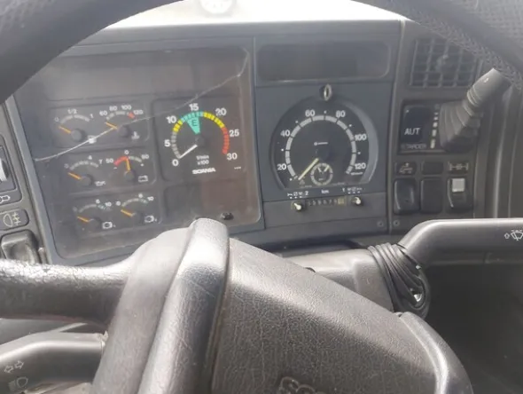 1#8417 Trattore stradale Scania