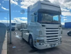 7#9952 Trattore stradale Scania