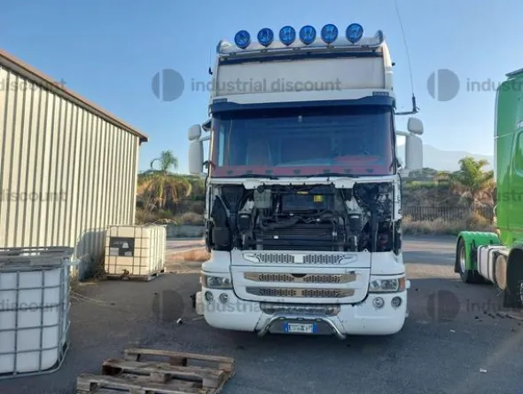 1#9534 Trattore stradale Scania CV R 500
