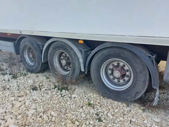 12#8177 Trattore stradale Scania e Semirimorchio isotermico Bartoletti