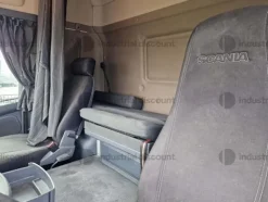 7#9064 Trattore Stradale Scania N320