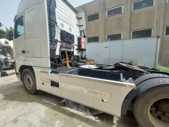 4#8486 Trattore stradale Volvo