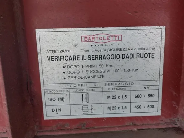 1#8348 Trattore stradale Volvo e Semirimorchio Bartoletti
