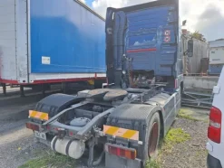 5#8271 Trattore stradale Volvo FH16/520