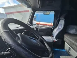 5#8271 Trattore stradale Volvo FH16/520
