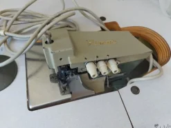 30#7915 Trattorino tosaerba Honda e macchine