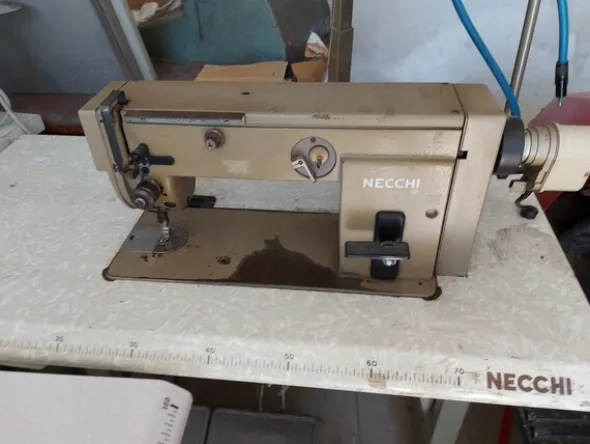 30#7915 Trattorino tosaerba Honda e macchine