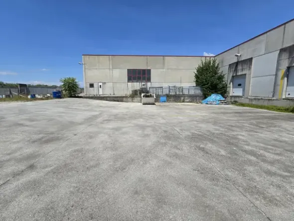 #2639889 Tribunale di Udine - Capannone industriale con beni mobili
