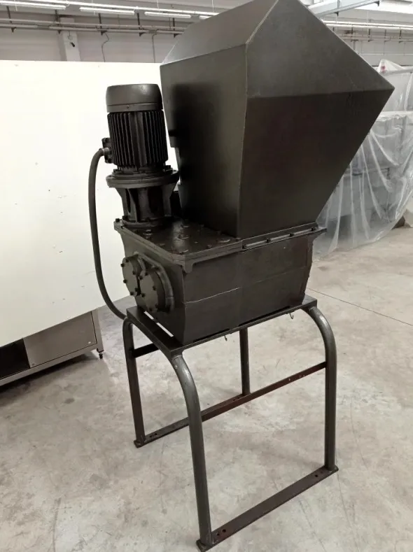TRITURATORE INDUSTRIALE (COD. IND-PR-TRI-2)