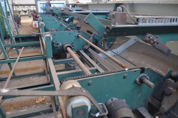 13#4077 Troncatrice automatica Adige