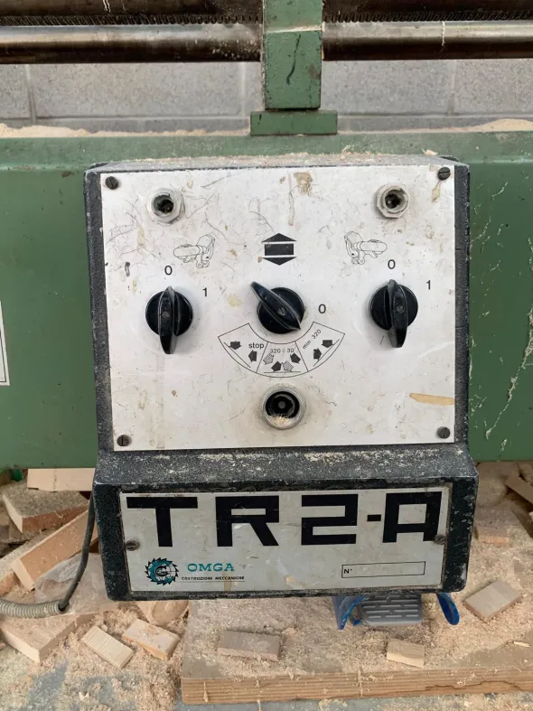 Troncatrice doppia OMGA TR2A usata