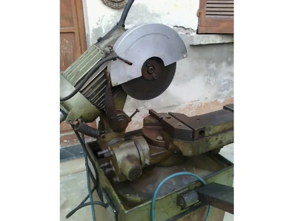 troncatrice per metalli a disco