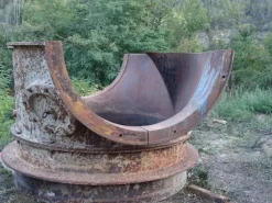 TURBINA FRANCIS a camera libera