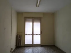 #2638543 Uffici al primo piano con pertinenze