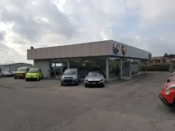#6829 Uffici con appartamento più showroom