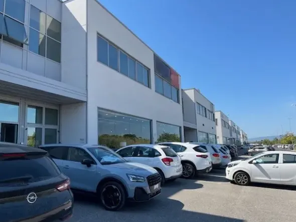 #2537516 Uffici in zona Bellocchi