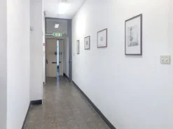 #2536108 Ufficio al piano primo in edificio residenziale