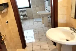 #24584 Ufficio al piano terra con scoperto privato