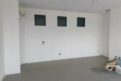 #24701 Ufficio al primo piano in zona industriale