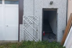 #24701 Ufficio al primo piano in zona industriale