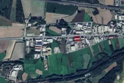 #25769 Ufficio al secondo piano in complesso commerciale