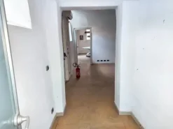 #2525010 Ufficio con posti auto all'interno del Palazzo Imperiale Bertani