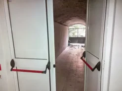 #2525010 Ufficio con posti auto all'interno del Palazzo Imperiale Bertani