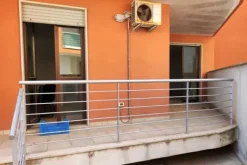 #22766 Ufficio e due box auto in complesso residenziale