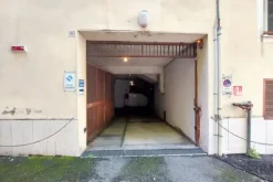 #23669 Ufficio e posto auto coperto